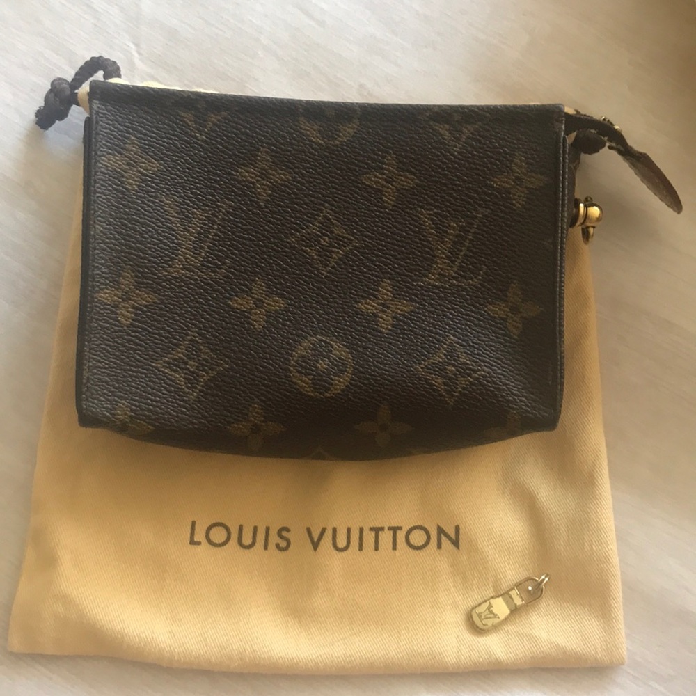 Authentic Louis Vuitton pouch